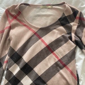 Burberry sweater